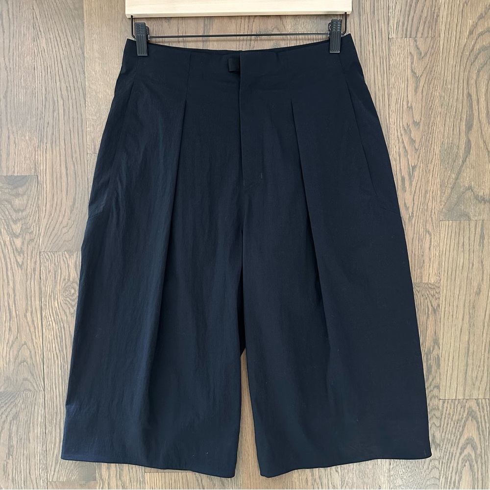 Arc'teryx Women's Veilance Logan LT Short / Cropped Pant Black Size 6 / Small